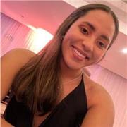 Profesora de filosofía y humanidades, con habilidades en comprensión de lectura e historia de la filosofía